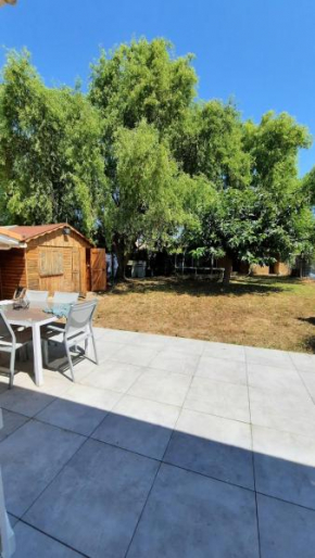 Villa 6 min Toulouse 130 m2 jardin 1000m2 arbres terrasses, Gragnague